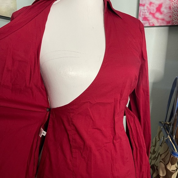 Elegant Red Wrap Top for Women - Picture 3 of 6